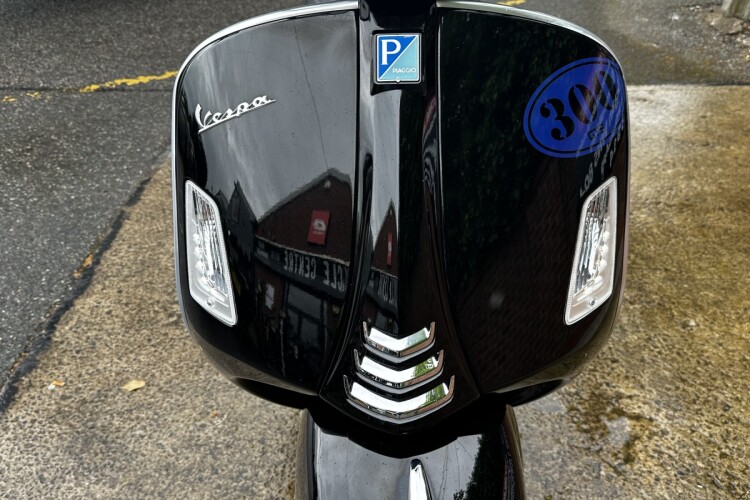 PIAGGIO VESPA GTS