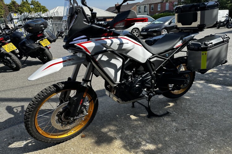 QJMOTOR SRT 450 RX