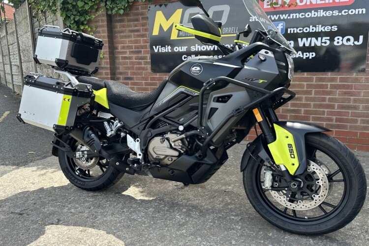 QJMOTOR SVT 650
