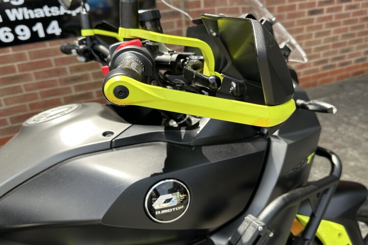 QJMOTOR SVT 650