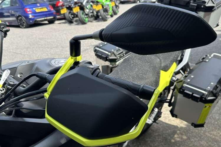 QJMOTOR SVT 650