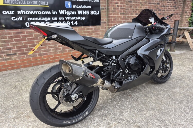 SUZUKI GSX-R1000