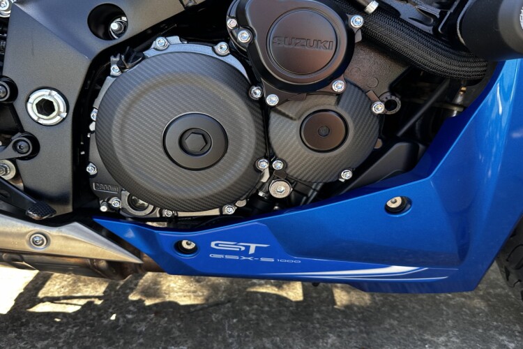 SUZUKI GSX-S1000GT+