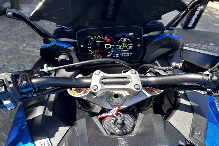 SUZUKI GSX-S1000GT+
