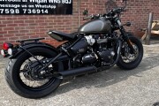 TRIUMPH BOBBER