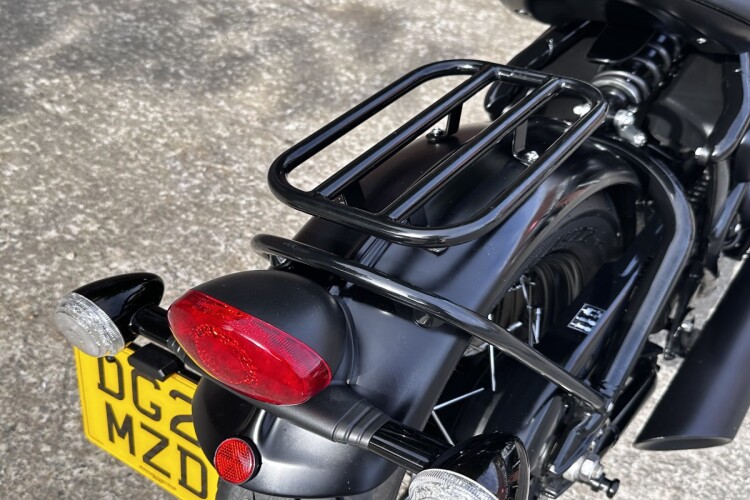 TRIUMPH BOBBER