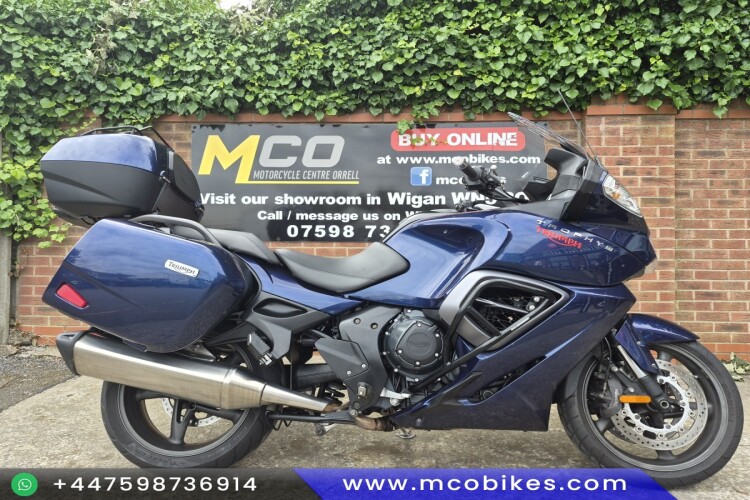 TRIUMPH TROPHY 1200