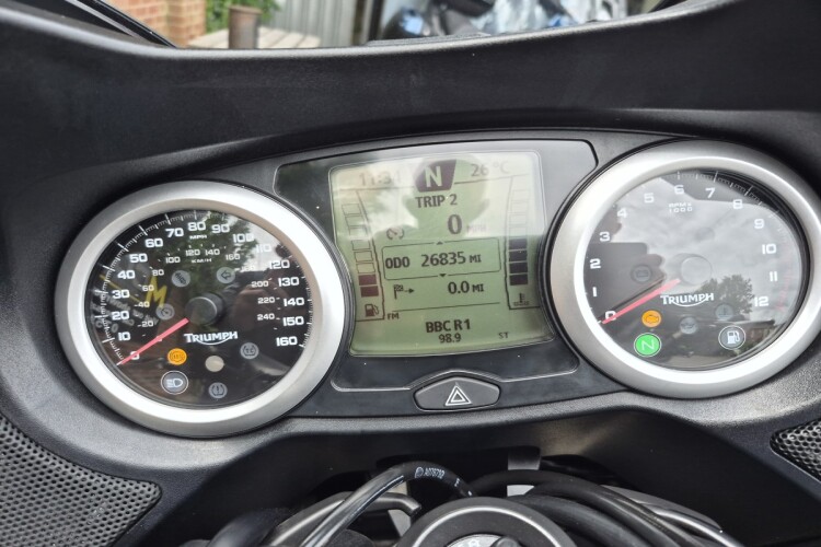 TRIUMPH TROPHY 1200