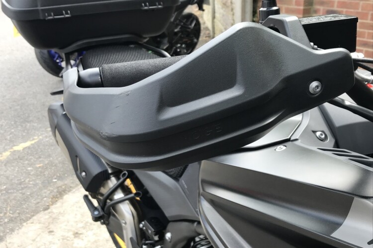 VOGE DS625X