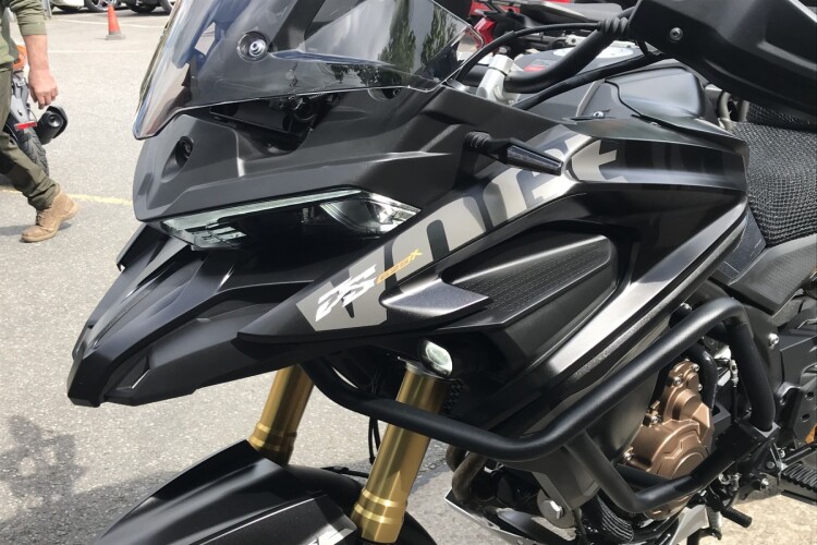 VOGE DS625X