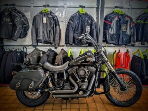 HARLEY DAVIDSON STREETBOB
