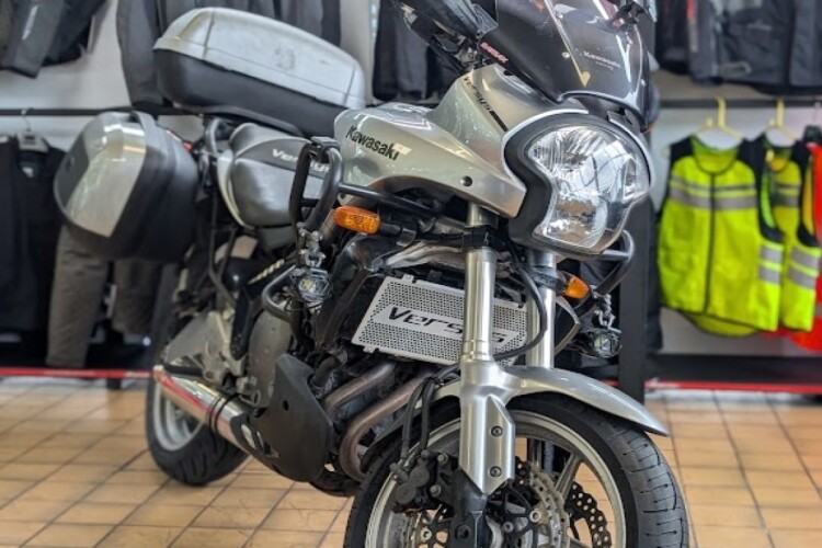 KAWASAKI KLE650
