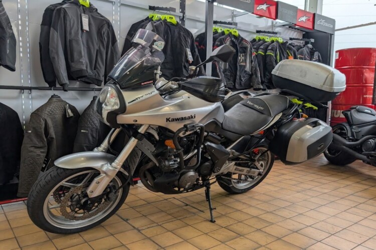 KAWASAKI KLE650