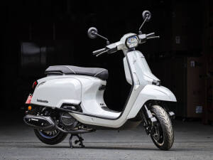 LAMBRETTA J125