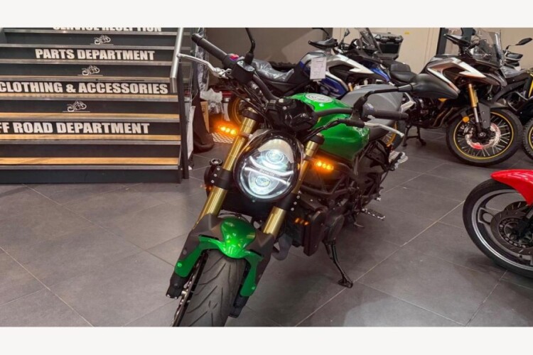 BENELLI 752S (EX-DEMO)