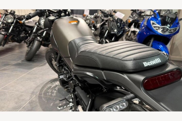 BENELLI LEONCINO 500 TRAIL (PRE-REG 72)