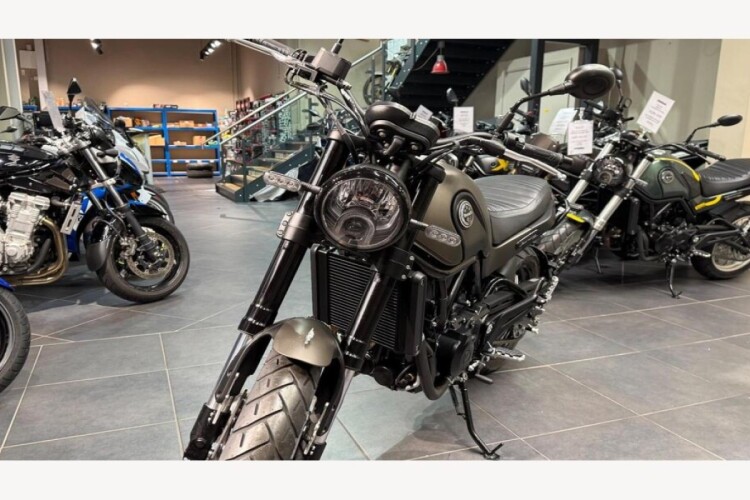 BENELLI LEONCINO 500 TRAIL (PRE-REG 72)