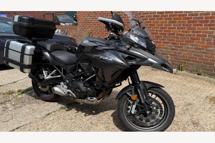BENELLI TRK 502 E5