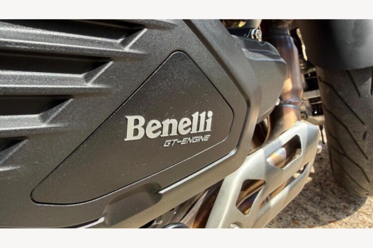 BENELLI TRK 502 E5