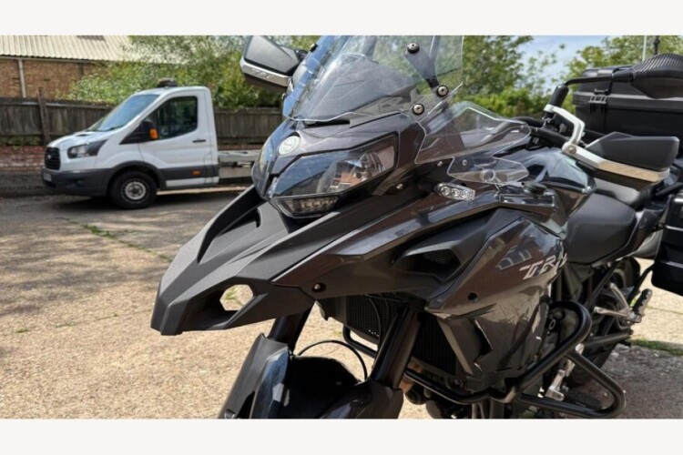 BENELLI TRK 502 E5