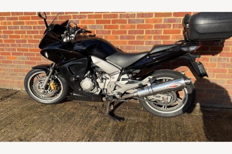 HONDA CBF 1000 A-6