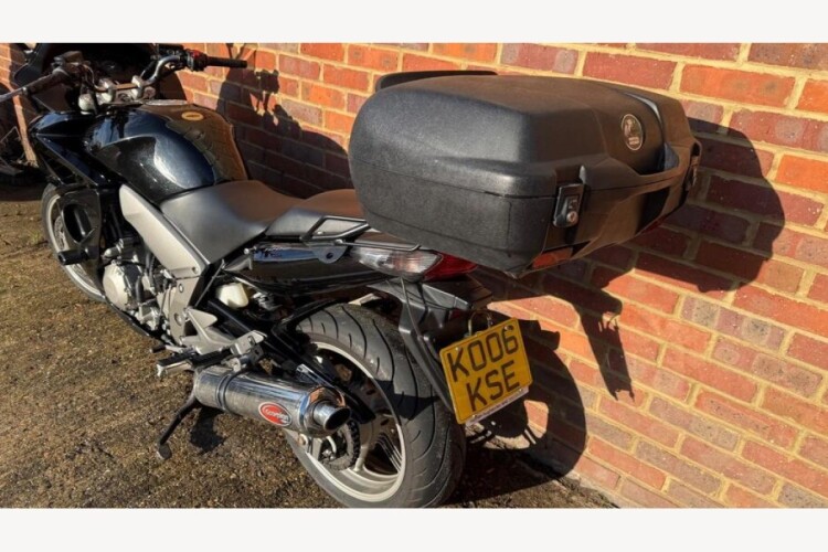 HONDA CBF 1000 A-6