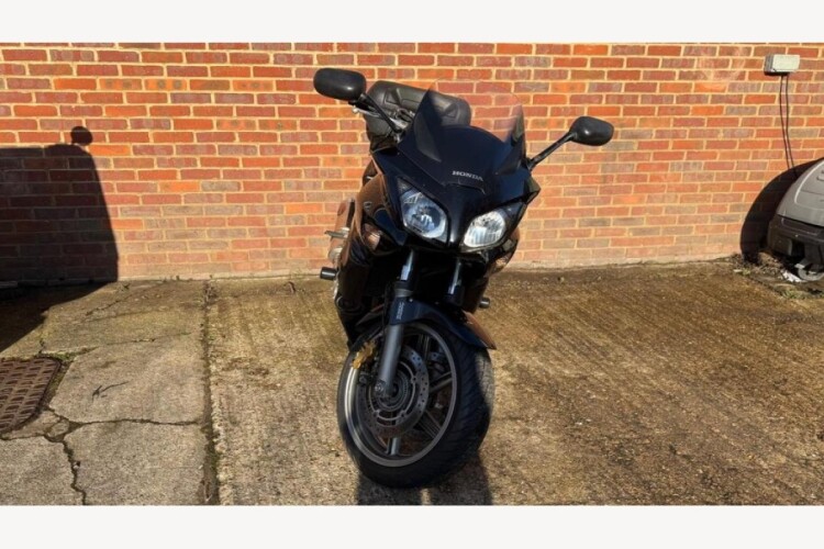HONDA CBF 1000 A-6