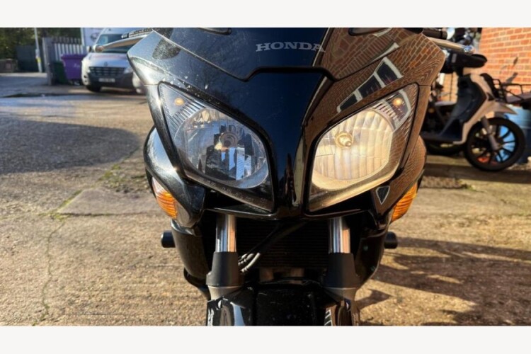 HONDA CBF 1000 A-6
