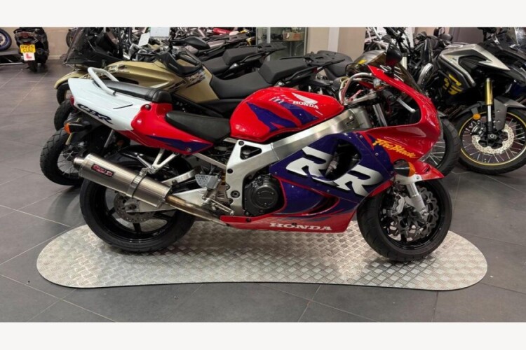 HONDA CBR900RR