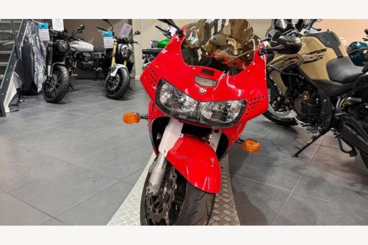 HONDA CBR900RR