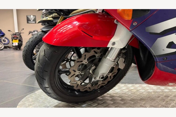 HONDA CBR900RR