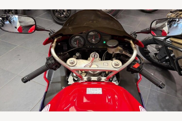 HONDA CBR900RR