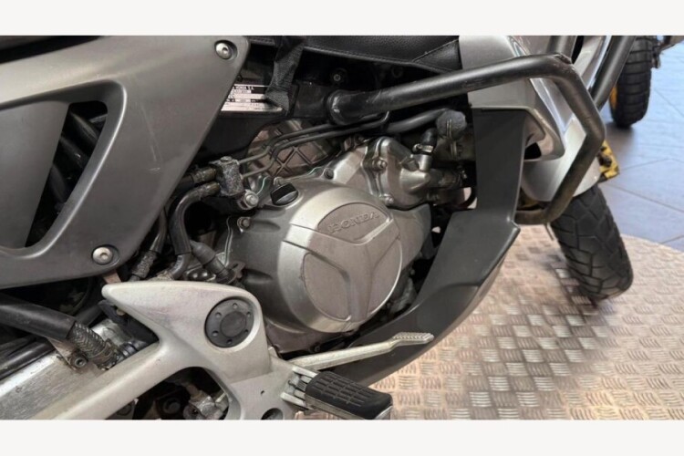 HONDA XL 1000 VA-5