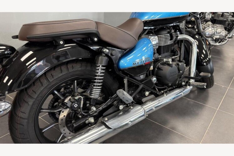 ROYAL ENFIELD METEOR 350 (PRE-REG 74)