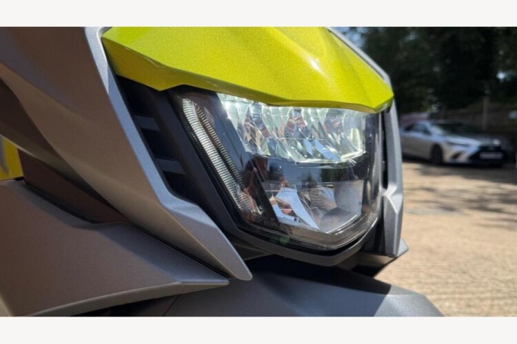 SUZUKI UN 125 NE2 M4 AVENIS 125