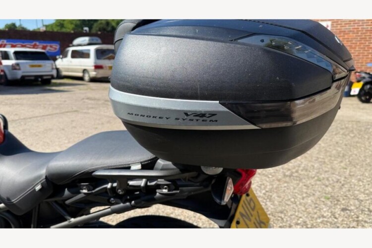 TRIUMPH TIGER 800 XRT