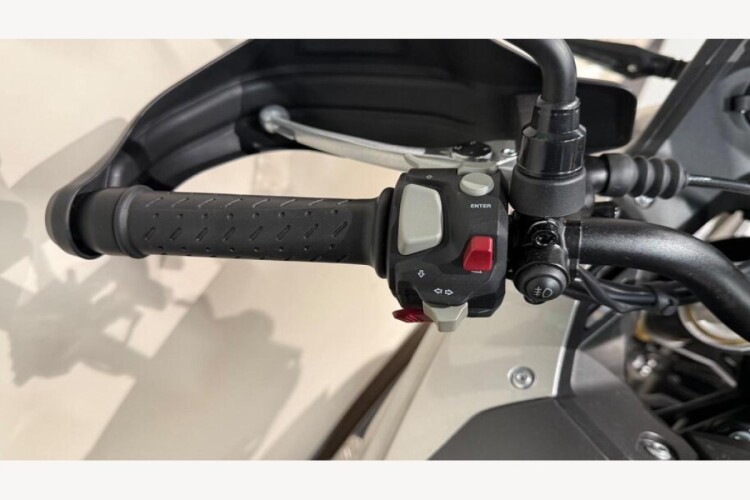 VOGE DS525X (EX-DEMO)