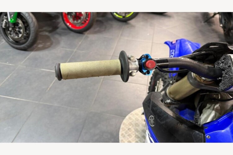 YAMAHA YZ250 F