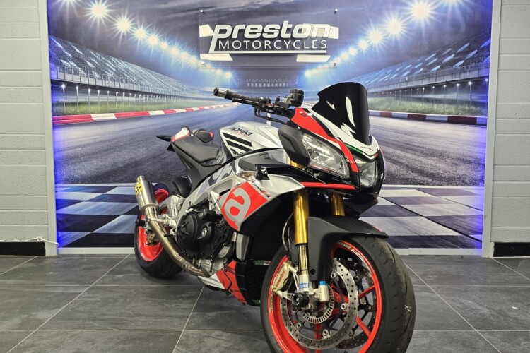 APRILIA TUONO 1100 V4