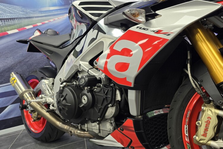 APRILIA TUONO 1100 V4