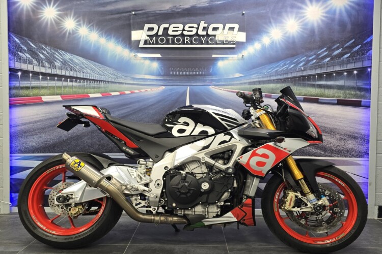 APRILIA TUONO 1100 V4