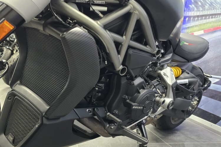 DUCATI XDIAVEL