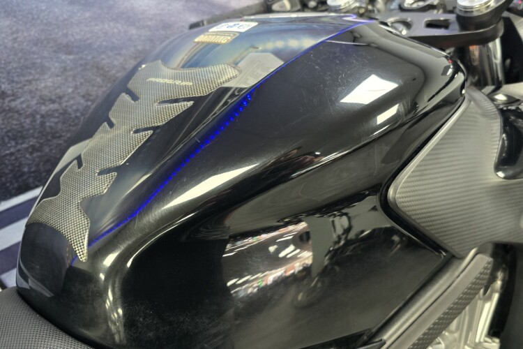 HONDA CBR650F