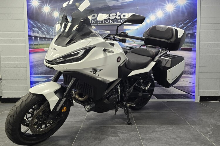 HONDA NT1100