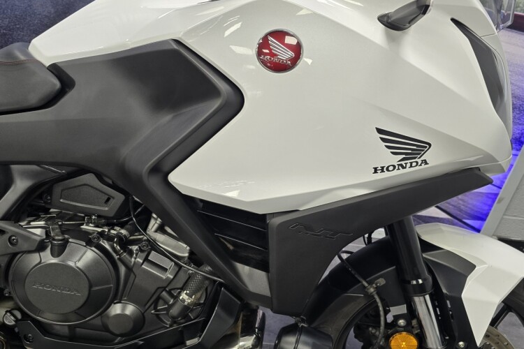 HONDA NT1100