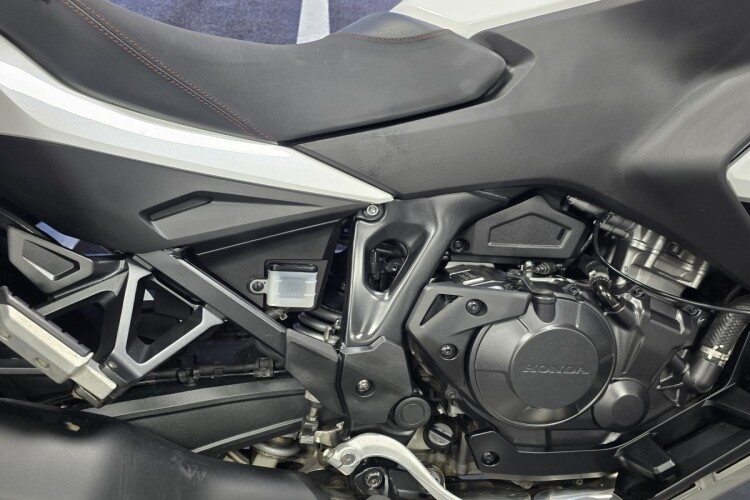 HONDA NT1100
