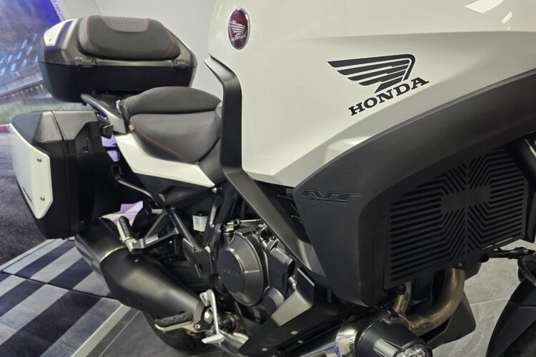 HONDA NT1100