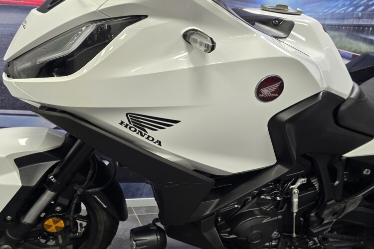 HONDA NT1100