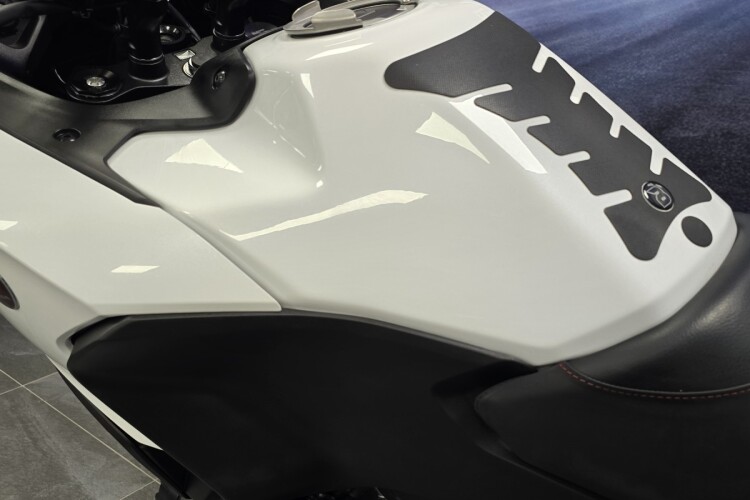 HONDA NT1100