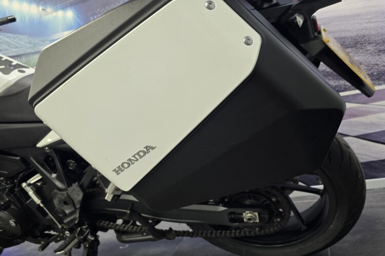 HONDA NT1100